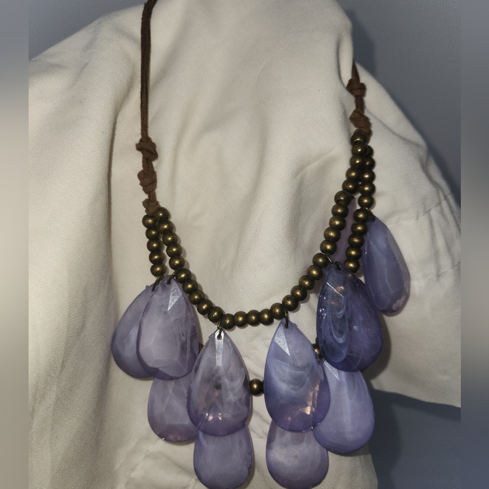 Elegant Purple Teardrop Necklace
